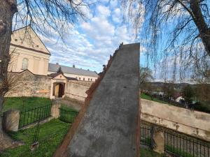 015 IMG 20250404 181013