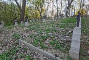 Cmentarz wojenny nr 148 w Chojniku