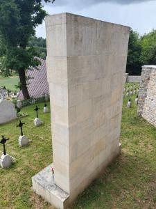 Cmentarz wojenny nr 190 Janowice - czerwiec 2024.