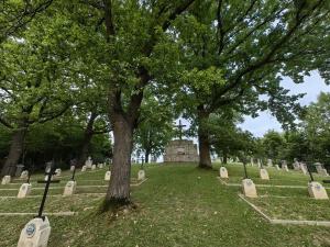 Cmentarz wojenny nr 163 Tuchów wzgórze Furmaniec